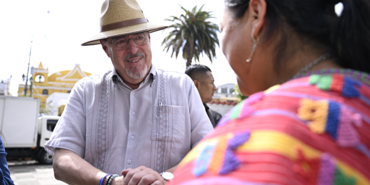 Presidente Bernardo Arévalo reafirma el compromiso de su gobierno con los derechos de los pueblos indígenas