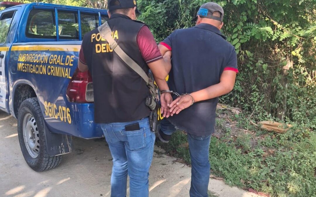 Policía realiza varias capturas, incluyendo un traficante de personas
