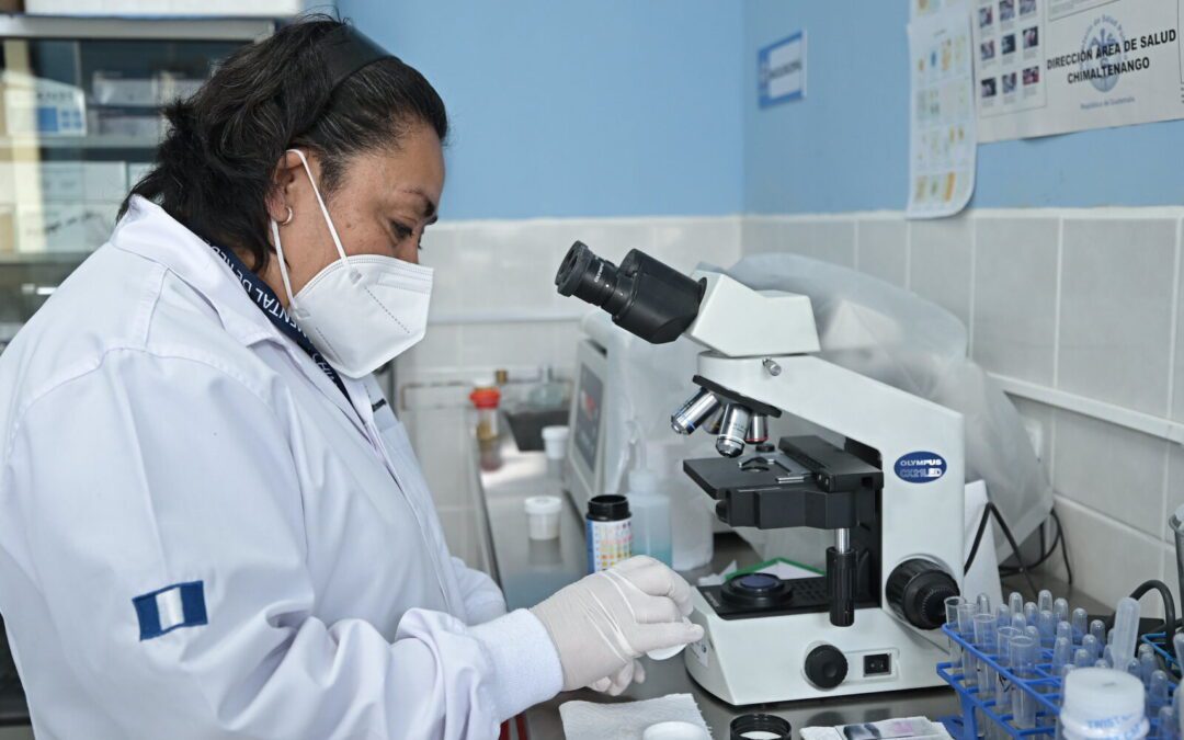 Redes integrales e incluyentes de salud reciben a 2 millones más