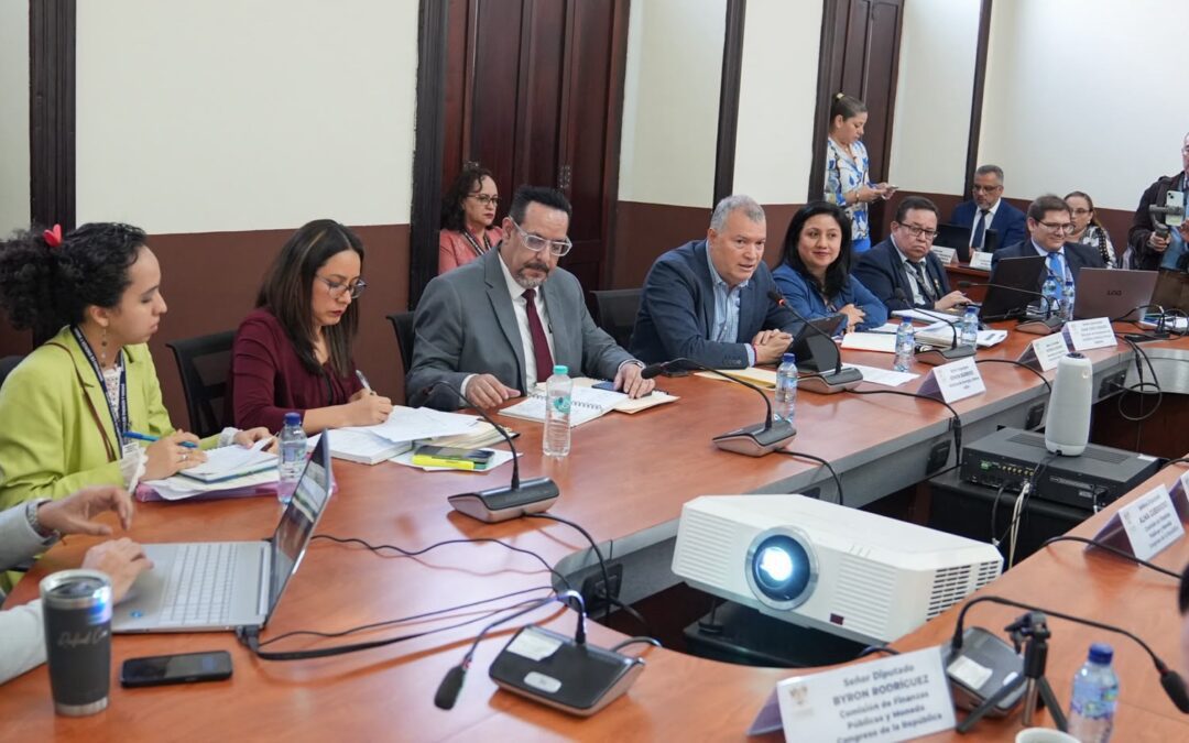 Congreso está por dictaminar compensación en combustibles