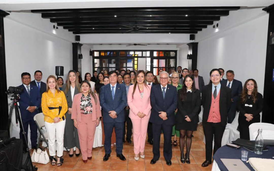 Comparten experiencias en firmas electrónicas