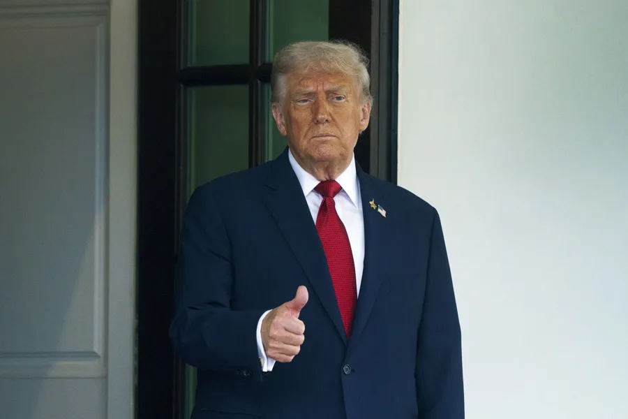 Trump sobre el estrecho de Ormuz: “es un nuevo territorio estadounidense”