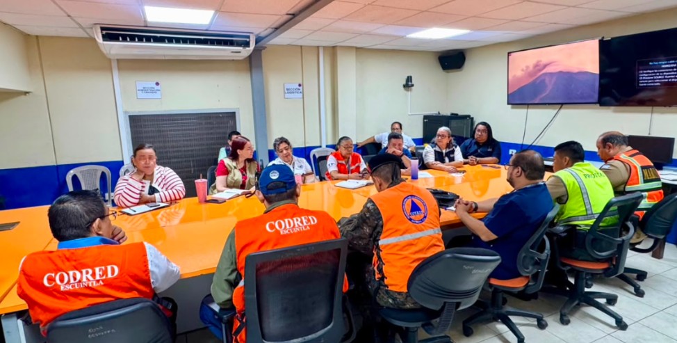 Declaran la alerta roja en Escuintla, Chimaltenango y Sacatepéquez