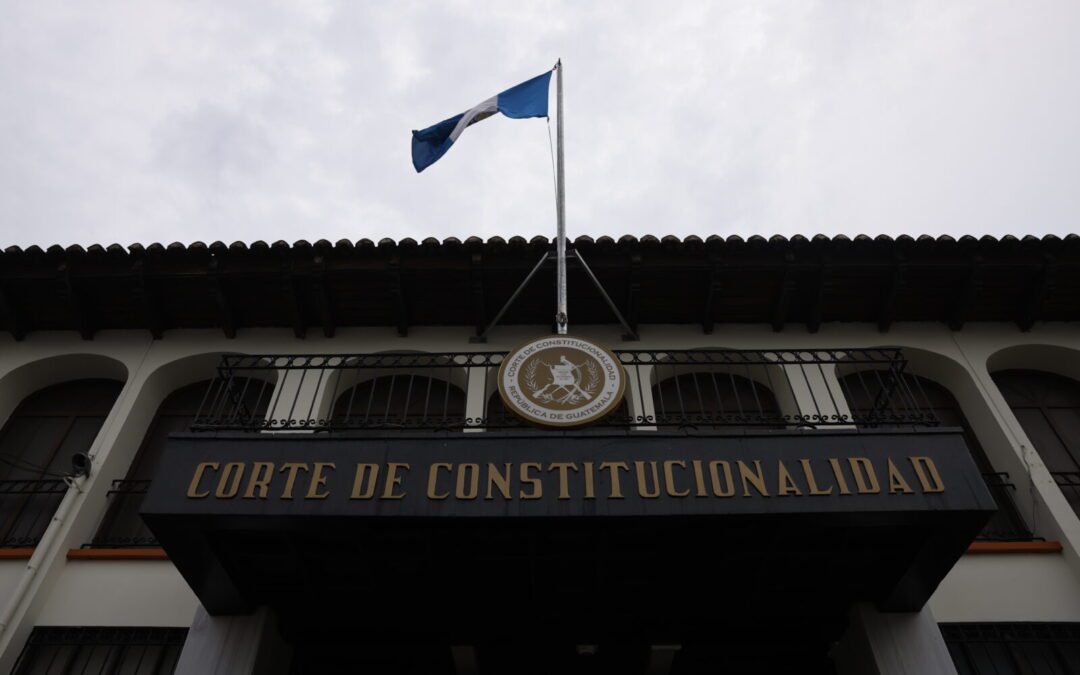 Corte suspende registro de contadores en la SAT