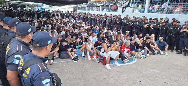 El plan para separar perfiles criminales y aliviar las 24 cárceles del país