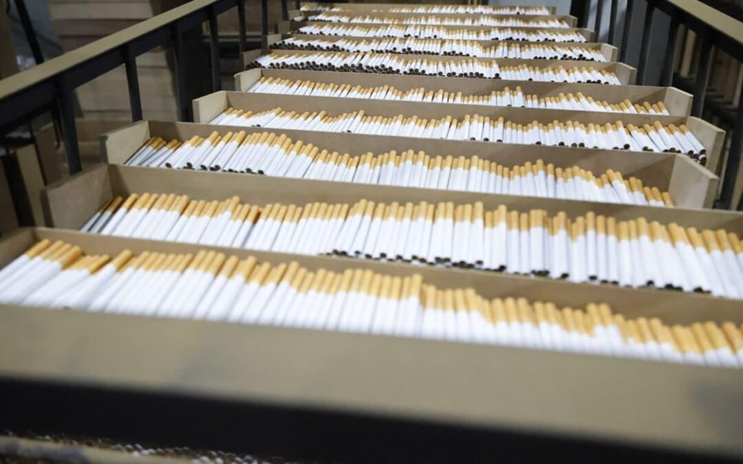 México desmantela fábrica clandestina y decomisa 60 toneladas de cigarrillos falsos