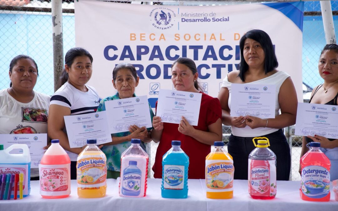 Mano a Mano fortalece capacidades productivas de 297 mujeres