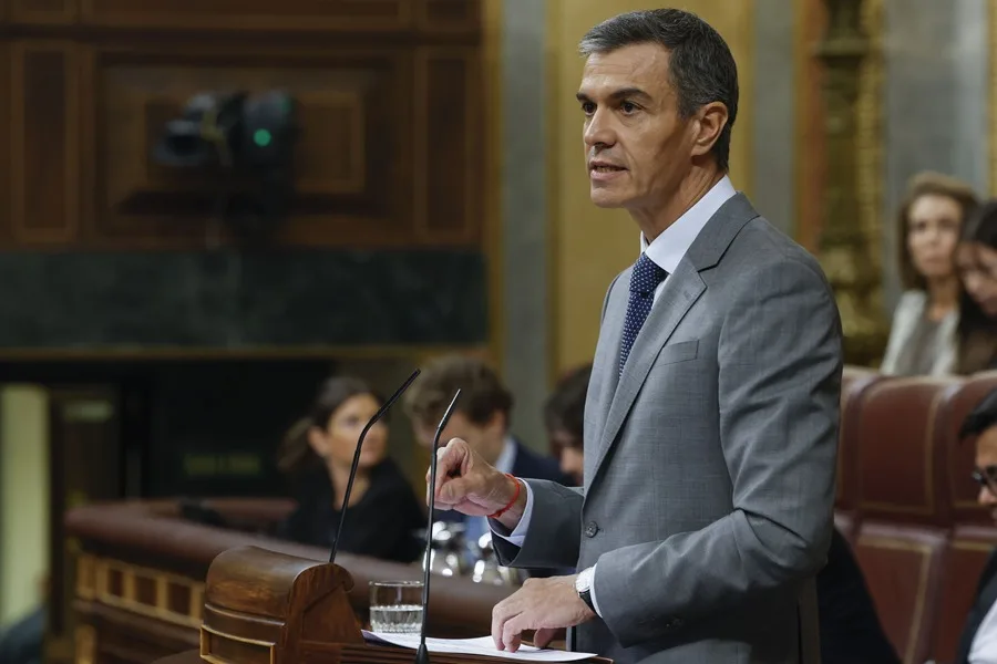 Pedro Sánchez disuelve el Parlamento español y convoca a elecciones generales anticipadas