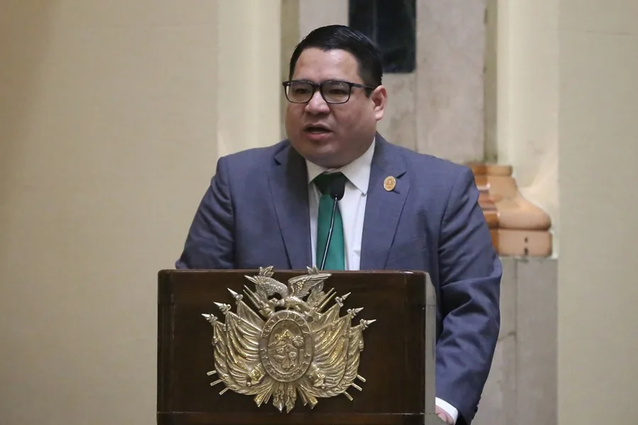 Gobierno boliviano acusa al fiscal general de liderar organización que protegía al narco