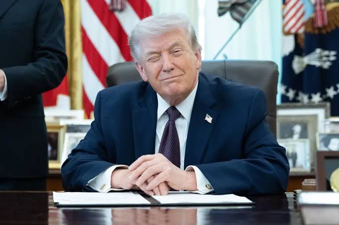 Trump prohibirá usar el término ‘inteligencia artificial’ en EE. UU. por su “imprecisión”