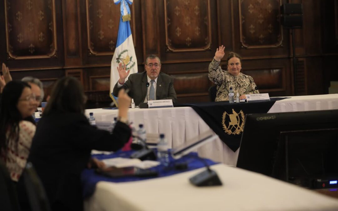 Presidente encabeza reunión de Conaprevi