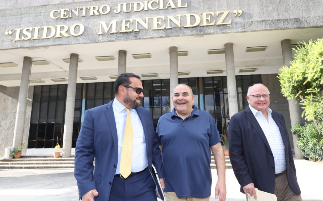 Expresidente salvadoreño Saca anuncia su liberación tras cumplir pena de 10 años de cárcel